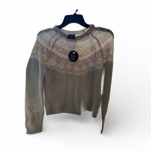 Final Sale! Bundle!! Women's Gray and Pink Patterned Sweater